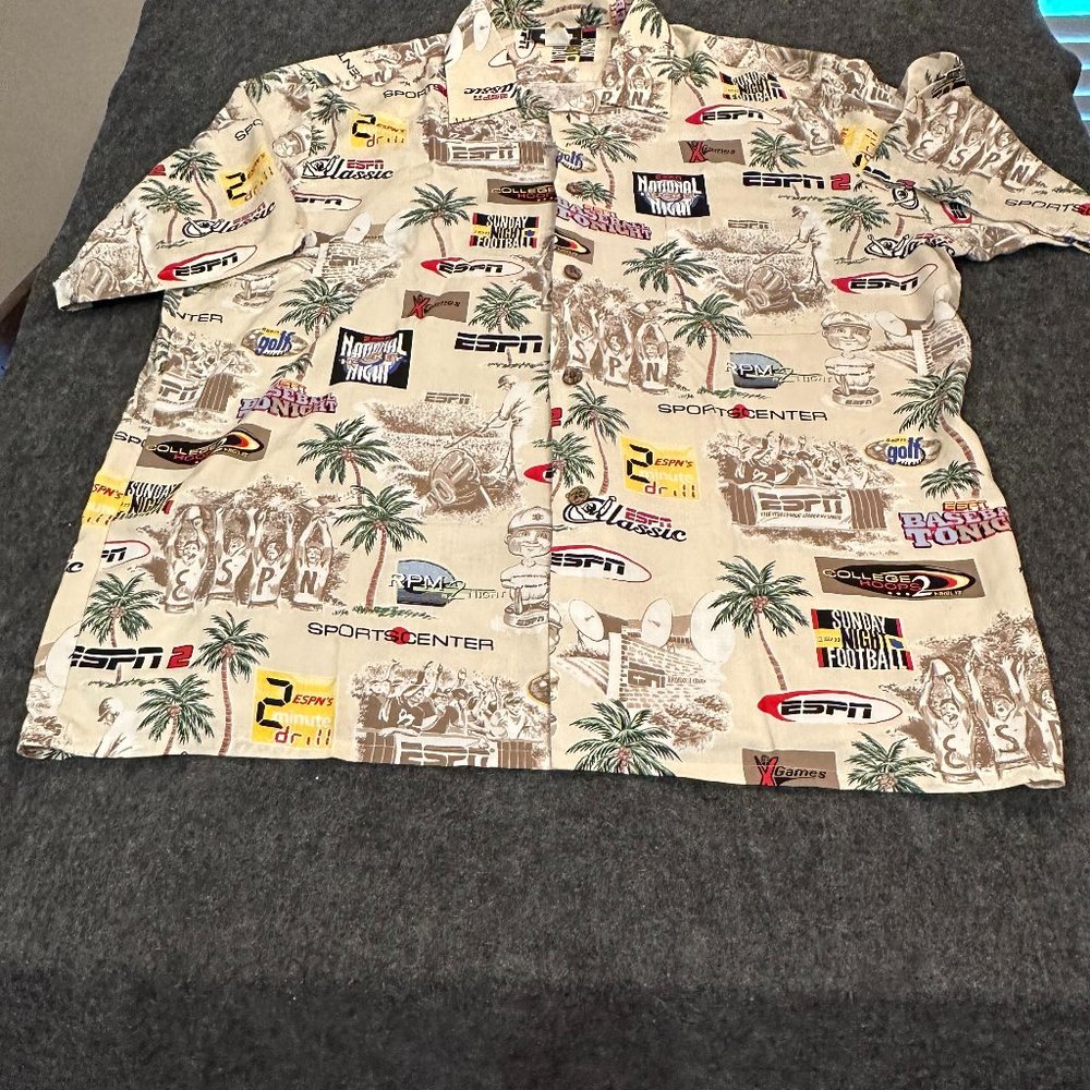 ESPN XL Button UP Shirt 100% Rayon (E-8)